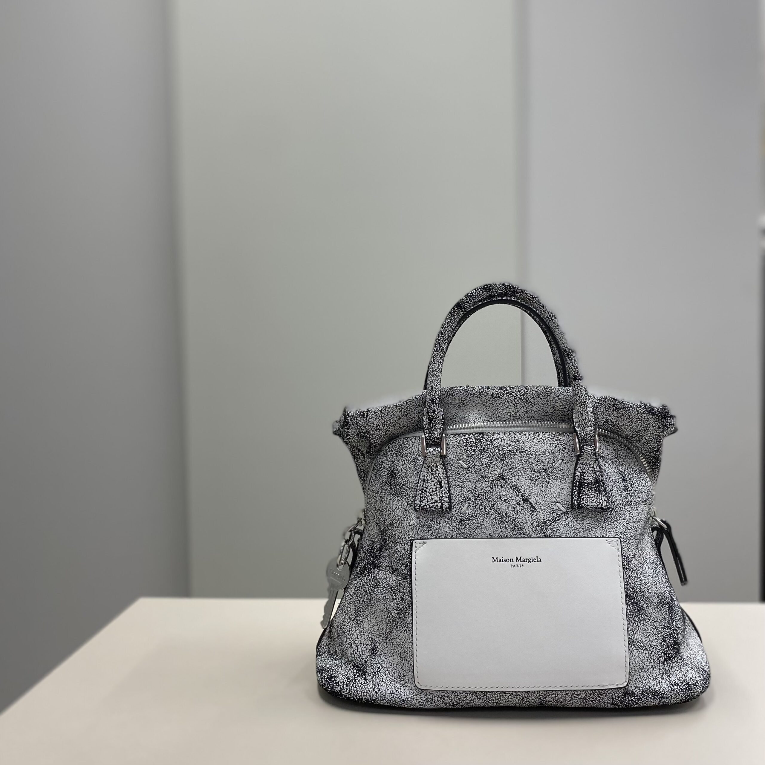 アイボリー ☆ 新品正規 Maison Margiela 5AC ミニ アイボリー Maison Margiela メゾンマルジェラ 5AC ミニ (Maison